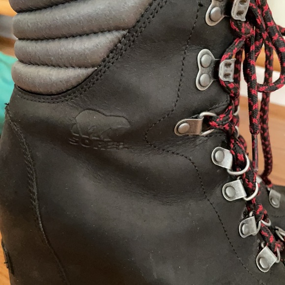 EUC Sorel Conquest Wedge Casual Leather Boot size 9 - Picture 5 of 5